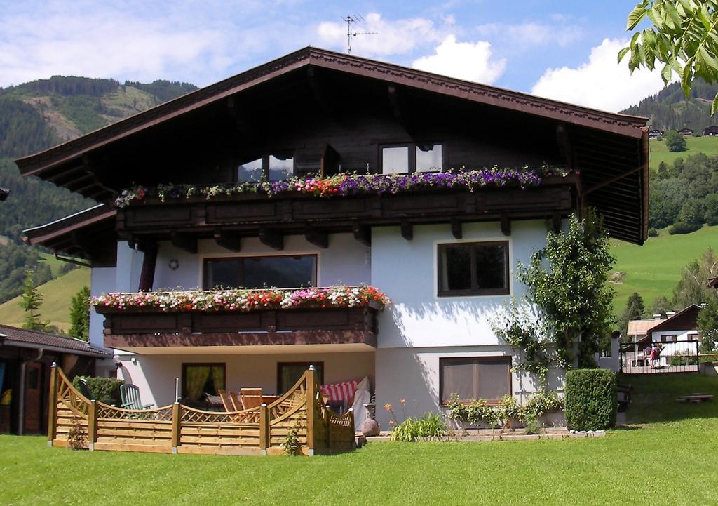 Chalet Anna Appartment Uttendorf Dış mekan fotoğraf